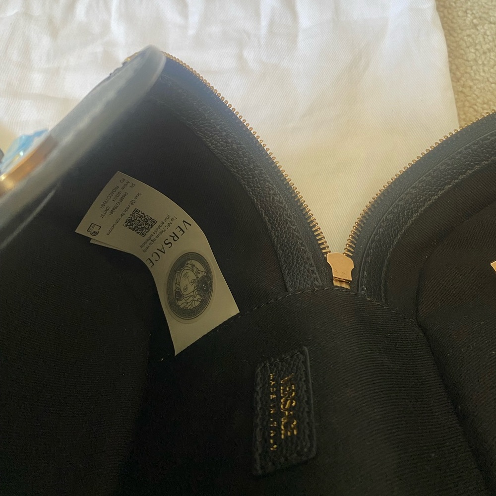 **BRAND NEW VERSACE BAG** - Picture 12 of 15